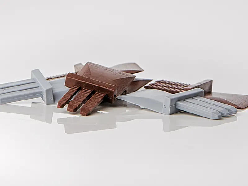 Pliers and rollers for gaskets